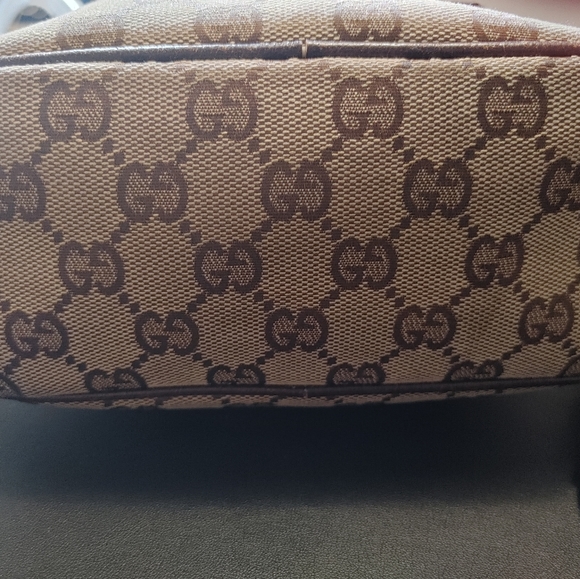 Gucci Crossbody Bag - Picture 4 of 6